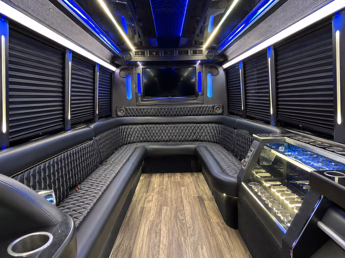 Poway Winery Tour & Pub Crawl Transportation